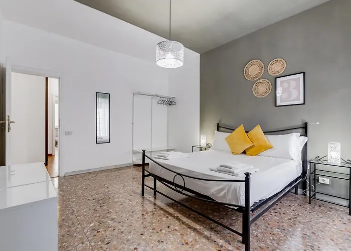 Apartment Bdc - Egeria 3-bdr Huge Rom